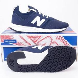 Nike New Balance Navy sneakers